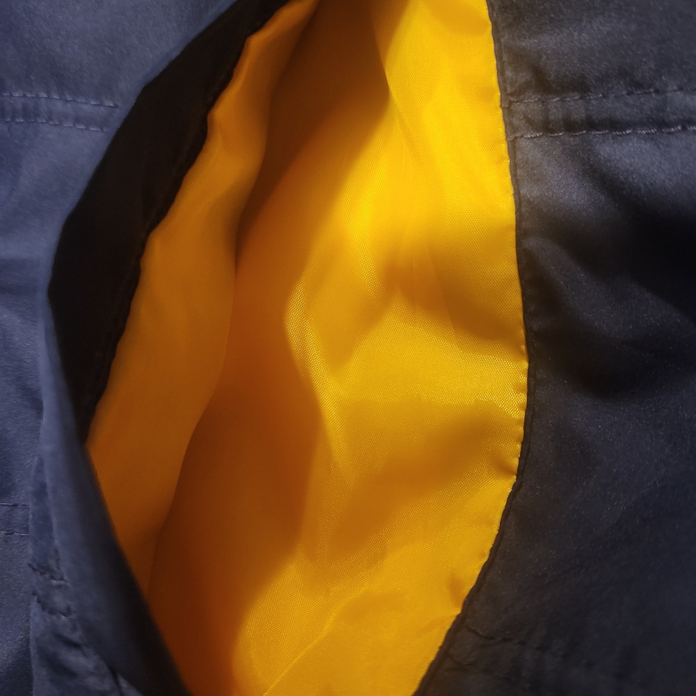 Michigan Puffer Coat In Collab With Champion - Picture 8 of 12